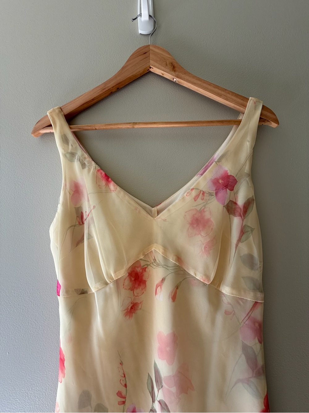 Studio Y Cream Slip Dress with Pink Floral Print - Picture 4 of 9
